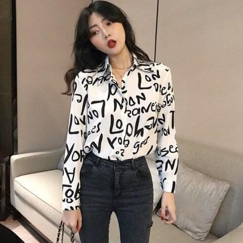 Female Letters Graffiti Printing Shirts Autumn Long Sleeve Blouse Shirt Women Tops Korean Loose Ladies Clothing Hot