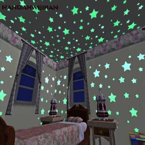 100pcs 3D Star and Moon Energy Storage Fluorescent Glow In the dark Luminous on Wall Stickers for Kids Room living room Decal