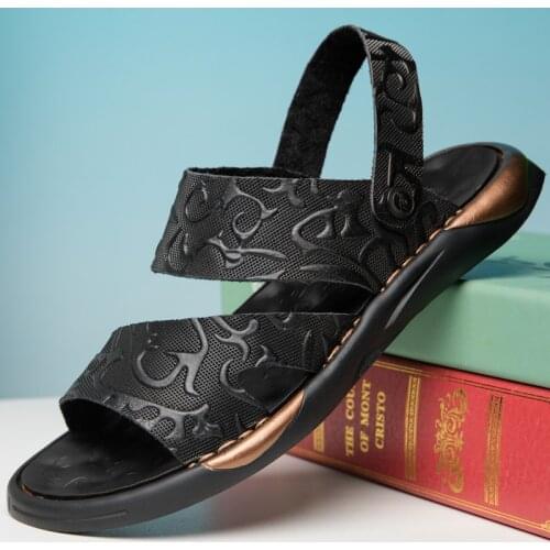 Handmade Men Sandals Retro Genuine Leather Casual Mens Shoes Business Oxfords Man Luxury Beach Summer Shoes Classic Slippers