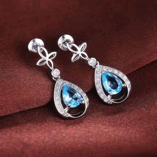 Huitan Classic Design Women Drop Earrings Pear Shape Pendent Shiny Zirconia Elegant Earring Female for Party Jewelry Beauty Gift