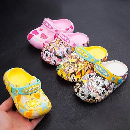 2020 Childrens hole shoes,Garden shoes Indoor antiskid soft soles for boys and girls in summer,1-3-year-old childrens sandals
