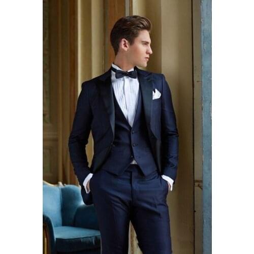 Navy Blue Wedding Tuxedos Slim Fit Suits For Men Jacket Vest And Pants Groom Men Suit Three Pieces Formal Suits With Bow Tie