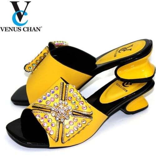 Yelllow Color Comfortable Shoes With Shiny Crystal Applique Women Summer Shoes Not Matching Bag African