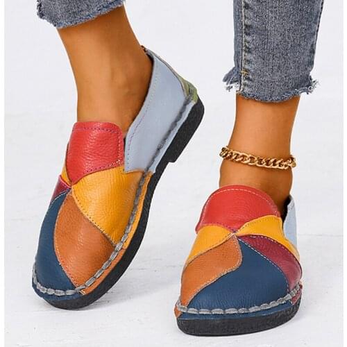 KAMUCC Women Loafers Patches Stitching Flat Shoes 2022 Woman Slip on Flats Soft Driving Shoes PU Leather Moccasins Loafers