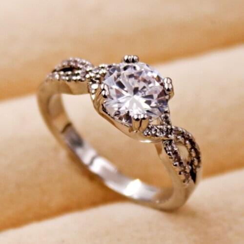 New Fashion Crystal white Zircon Rings Sweet Elegant Square Ring for Girl Women Finger Bague jewelry Bridal Gift Delicate