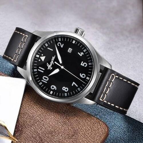HUAYRA Men's Watch With Leather Strap