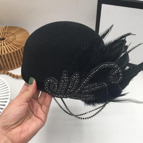 British and European nobles hairdress, hat, headdress, beret, feather chain temperament stage performance hat