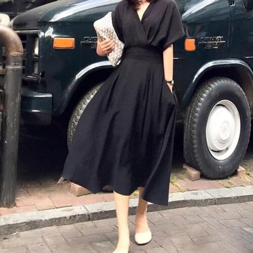 SuperAen Korea Waist Hugging V-neck Fashion Sexy Dress England Style Loose Solid Batwing Sleeve Dress Women