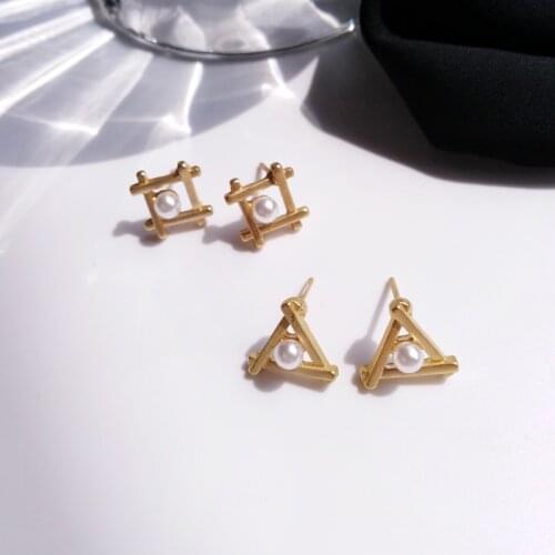 Wholesale Cool Simple Geometric Square Triangle Ear Stud Temperament Retro Sweet Pearl Earrings Female Wholesale
