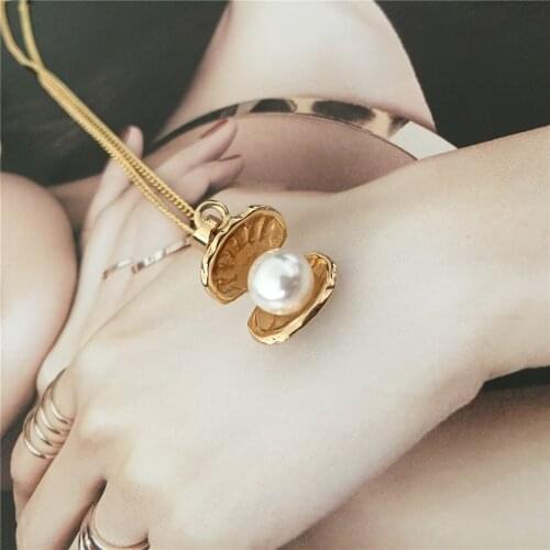 Lovely Cute Pearl in Shell Pendant Necklace Dainty Delicate Jewelry For Women Girl Daily Wearing School