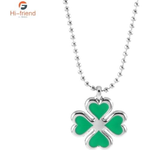 Japanese Anime Tokyo Revengers Necklace Heroine Tachibana Hinata Four Leaf Clover Necklace for Women Girl Jewelry Gift