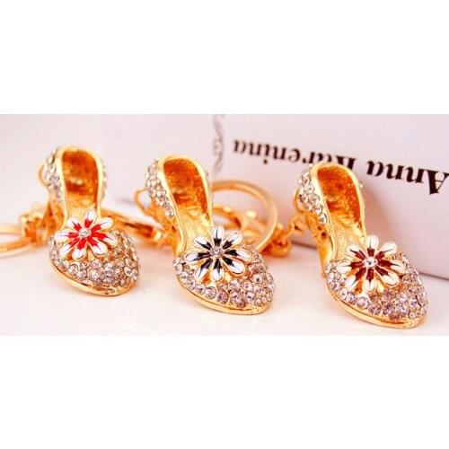 Korean-Style Creative Crystal Daisy High Heels Car Keychain Metal Pendant Womens Bag Accessories Small Gifts
