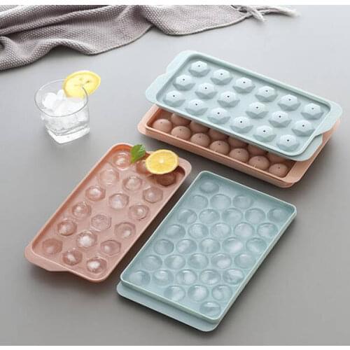 Creative round ice tray with lid plastic ice cube mold ice box