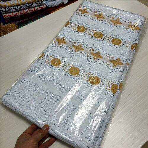 Latest Design 100% Cotton African Lace Fabric 2021 High Quality Lace Pure White Nigerian Swiss Voile Lace In Switzerland