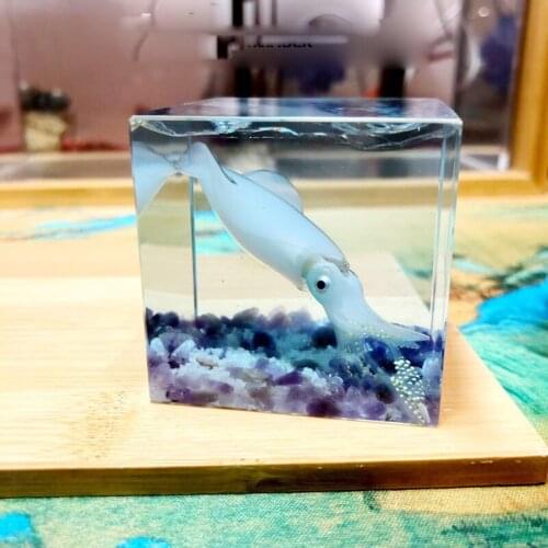 Handicraft Resin marine squid squid crystal around Qi Tan resin ornaments car decoration creative gifts
