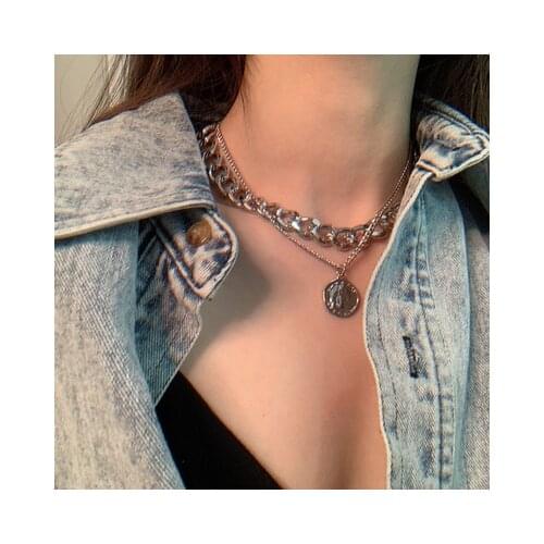 Charm Thick Chain Round Butterfly Pendant Drop Necklace Choker Clavicle Chain Women Female Punk Collier Collar Bohemian Jewelry