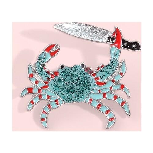 New Creative Crab Holding Knife Alloy Enamel Pin Clothes Shirt Jeans Brooch Anime Pins Badge Fashion Brooches for Women