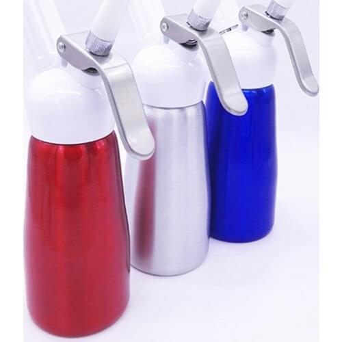 Wholesale medical nitrous oxide hand whipped cream dispenser