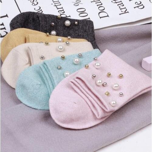 2017 fall/winter new womens socks high quality original design hand pearl beading cotton socks for women gift socks 5 colors