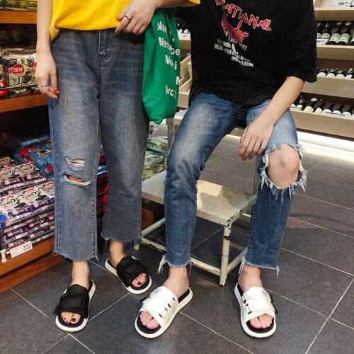 YSHUNIJ Slipper mens sandals mens slippers summer outdoor beach tide fashion Vietnamese couple mens sandals wear outside