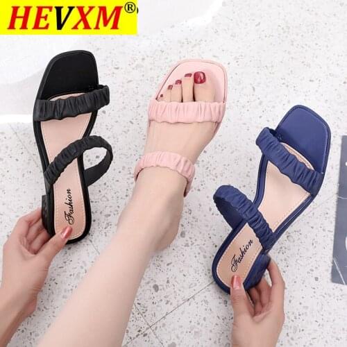 2021 Womens slippers for summer wear, soft bottom, low-heeled open-toe, one-word sandals and slippers