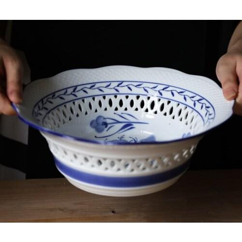Ceramic Underglaze Color Antique Blue and White Embossed Fruit Basket/Bowl Water Filter Basket
