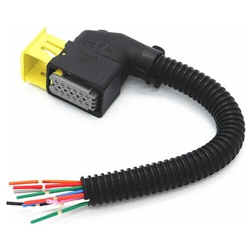 Suitable for Weichai J6 Delong Ouman Bosch 2.2 6.5 urea pump plug urea tank wiring harness socket