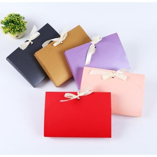 100pcs Wedding Favors and Gifts Box Colorful Paper Gift Bag with Silk Ribbon for Wedding Decorations Event Party Supplies