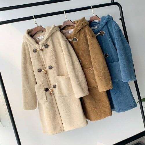 Imitation lamb fur coat in the long section sheep shearing coat new winter fur one 2019 autumn and winter womens fake fur coat