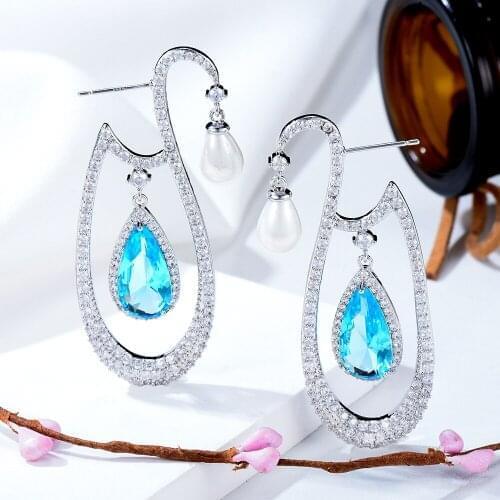 SisCathy Earrings