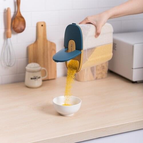 2.5L Kitchen Dust-proof Food Sealed Jar Large Capacity Snack Storage Box Damp-proof Transparent Grain Storage Tank with Lid 1PCS