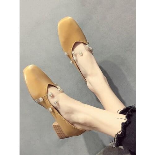 New Korean version of the retro shallow mouth square head grandma shoes fashion pearl buckle simple comfortable high heels