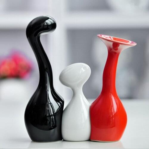 Modern Abstract Ceramic Figure Sculpture Porcelain Family Members Statues Innovation Decor Gift and Craft Ornament Accessories