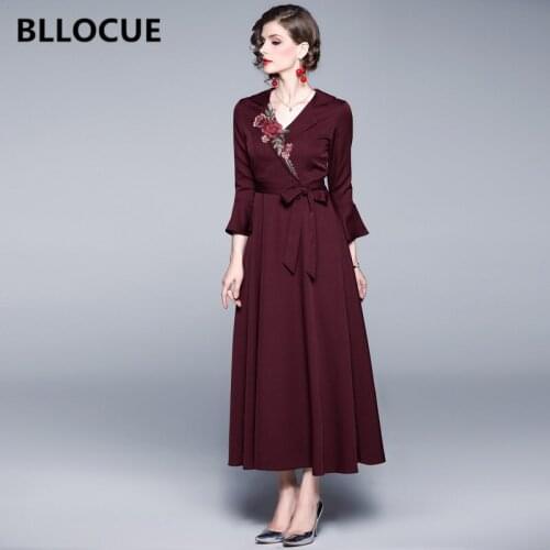 BLLOCUE Fashion Flare Sleeve Long Dress 2019 Autumn Womens V Neck Flower Embroidery Vintage Holiday Party Elegant Dress