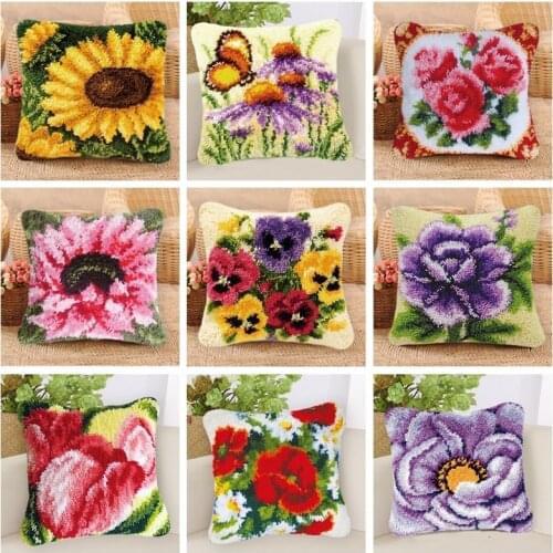 Smyrna Flower Latch Hook Kit Mats Cushion Pillow DIY Crafts Flower Needlework Button Package Cushion Embroidery Latch Hook Rug