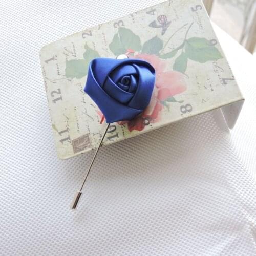 20pcs Prom Silk Fabric Artificial Rose Lapel Flower Brooch for Bride Groom Fake Flower Luxury Wedding Party Decor 11 Color