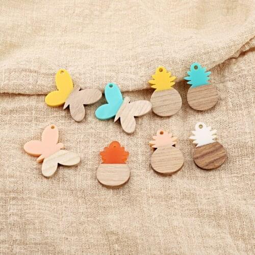 2pcs Cute Pineapple Butterfly Resin Wood Charms For Earring Findings Bracelet Necklace Pendant Diy Decor Jewelry Accessory F650