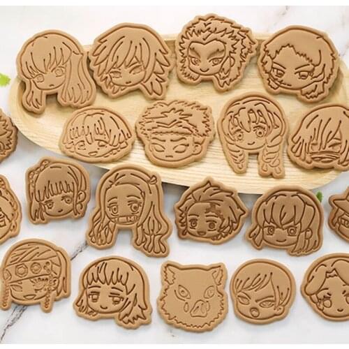 Kimetsu No Yaiba Cookie Cutter Japanese Cartoon Demon Slayer 3D Baking Biscuit Mold DIY Household Kitchen Baking Tool
