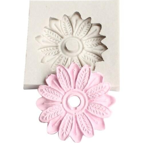 Daisy Silicone Mold Pumpkin/Bat/Owl Fondant Cake Molds Ice Cube Chocolate Candy Mould Cookie Baking Tools