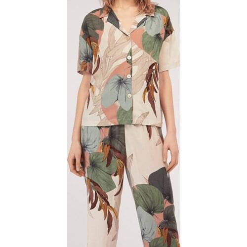 2019 Womens Short-sleeved Palm Leaf Printing Cropped Trousers Pajamas Set Leaves Lapel Casual plus Size Loose Thin Sleepwear