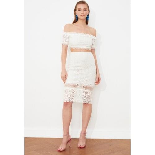 Trendyol Ribbon Accessory Detailed Skirt TPRSS21ET0372