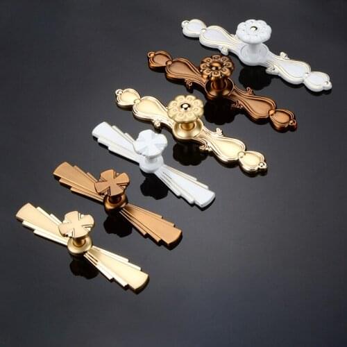 Antique Drawer Furnit Pull Vintage Kitchen Cabinet Handles and Knobs Retro Furniture Handles Luxurious Hardwar Pull Accessories