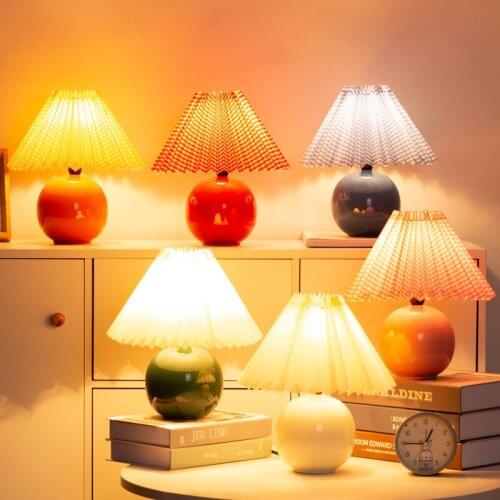 Red Art Creative Lamp Girls Heart Cafe Decorative Bedroom Livingroom Topless Lamp Ceramic Table Lamp Indoor