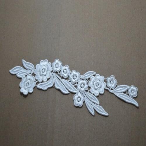Somelace 8cm*30cm 1pc new white flower leaf Embroidery Patches for Clothes Applique Embroidery Flower Patches 20180721o3