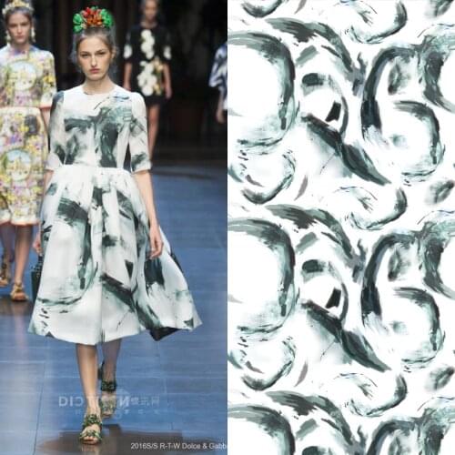 Factory Customized Printed 100% Polyester Fabric Brand Clothing Fashion Shirt Cloth for Dress Sewing Material Fabrics Per Meter