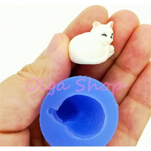 DYL936 25.1mm x 16.8mm 3D Sleeping Cat Silicone Mold Fondant Cake Decoration Candy Resin Clay Earrings Necklace Craft Soap