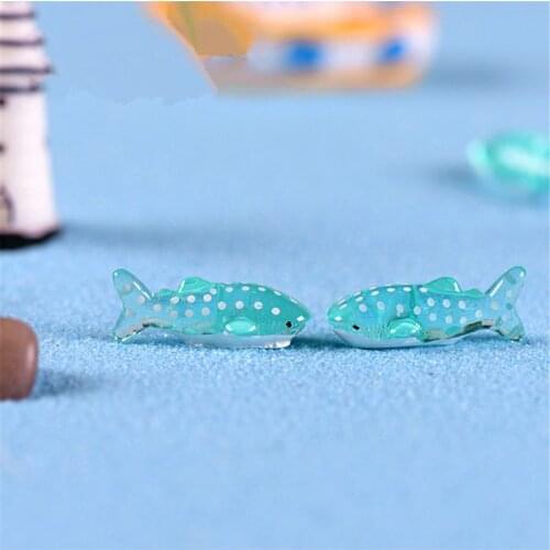 C5AA 6pcs/lot Mini Cute Doll Spot Shark Fish Figurine Miniature Fairy Action Toy