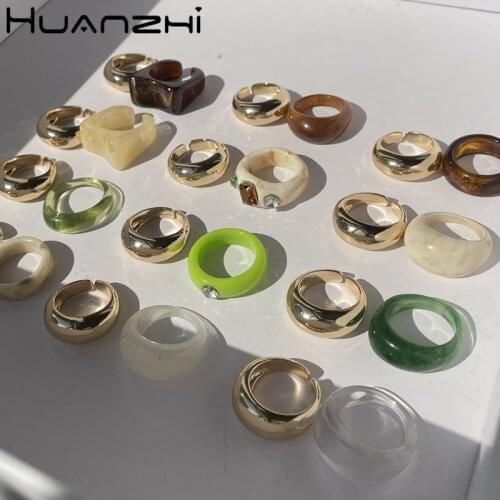 HUANZHI 2021New 2pcs/set Colorful Transparent Resin Acrylic Rhinestone Gold Color Metal Geometric Rings Set for Women Jewelry