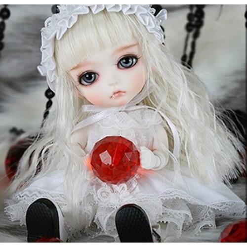 Free shipping!Free Makeup&eyes!Top Quality 1/8 bjd Lati Limited Vampire ver. Lea Baby Doll Cute Mini Hand Doll yosd Hot Toy Kids