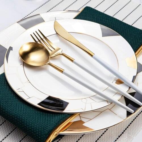 Model Room Tableware Decoration Bone China Plate Hotel Restaurant Ceramic Tableware Set Flat Plate Steak Plate